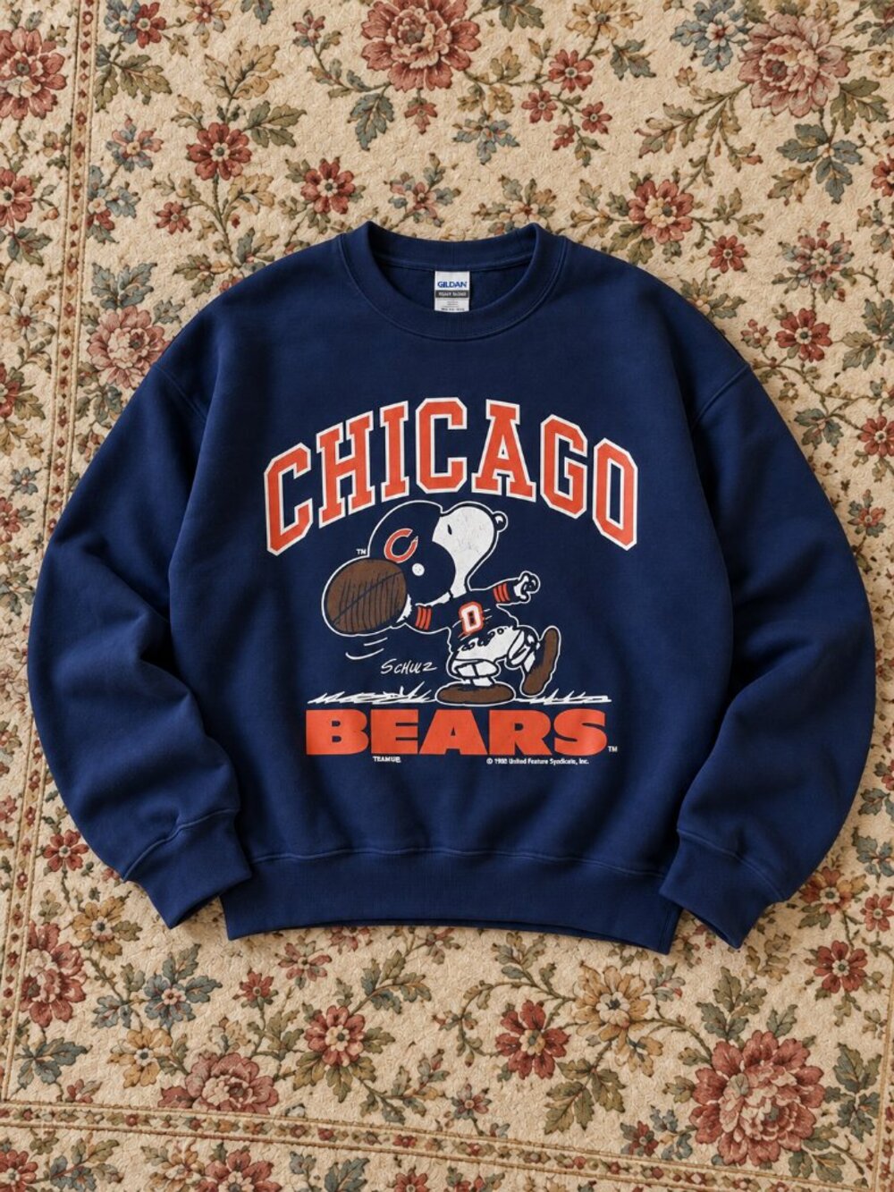 Chicago Bears Snoopy Navy Graphic Crewneck Sweatshirt